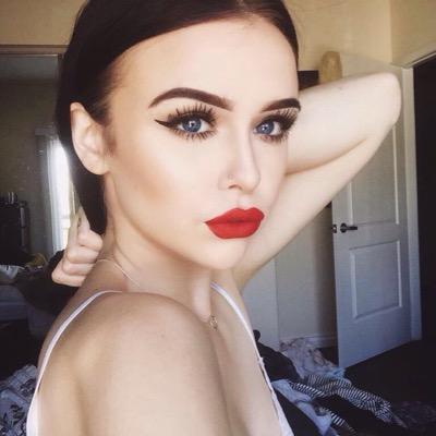 uroncaciastl's profile picture. congrats! youre on @acaciabrinley's timeline!!