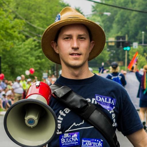 Chief of Staff, @JRWalkinshaw. Fmr Exec. Director @FairfaxDems. Proud father; here for politics, snark & comedy. Opinions mine and not of my employer.