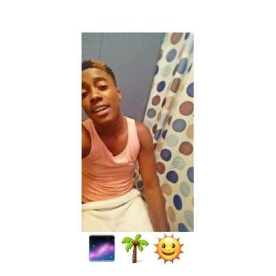 Djscoby1's profile picture. out the mud