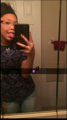 brealovesyouu's profile picture. lol @ everything.

 follow @its_breaa