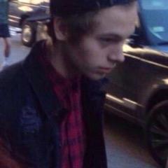 follow @mckinnonmgc || saved user