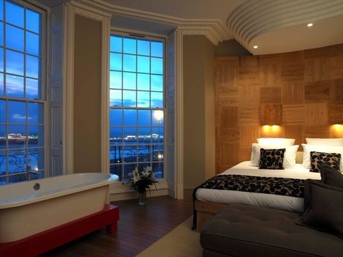 A luxury boutique hotel on Brighton seafront that combines breathtaking design with warm, friendly service.