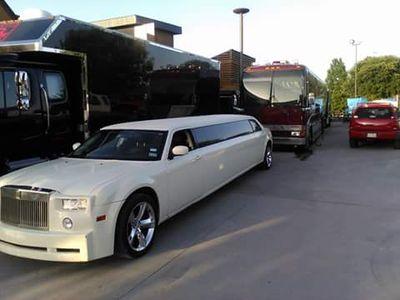 NEWTON, S BIG HAT LIMOUSINES SERVICES      940-665-3253