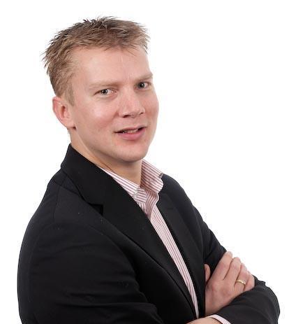 Adviseur bij de Kamer van Koophandel. Vakgebied bedrijfskunde en logistiek.