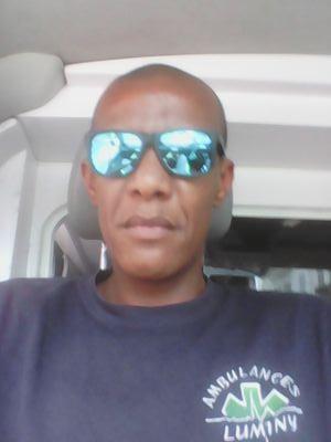 momo_sadqi's profile picture. 