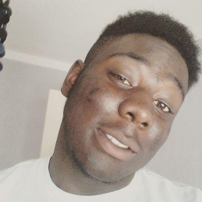 _EssMontana's profile picture. 