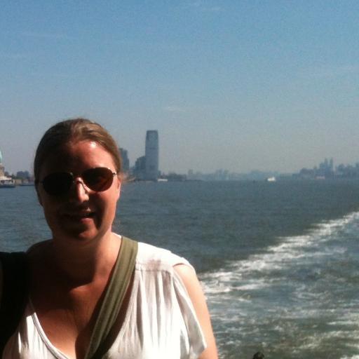 Tine_Smits's profile picture. Sociaal werker Brede School bij Welschap Welzijn, Moeder van 2 jongens en 1 meisje!