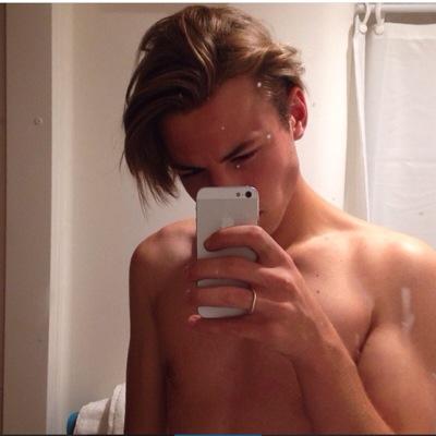 kylerpgmrmb's profile picture. j.