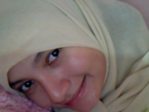 (⌣́_⌣̀)