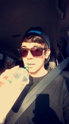 Joooshyyypooo's profile picture. 