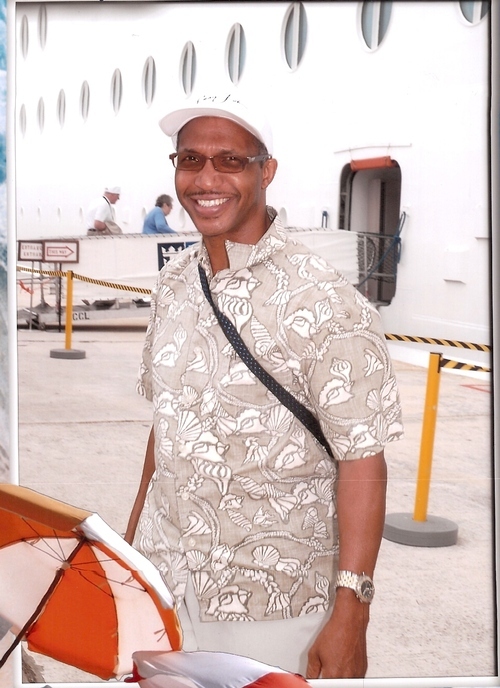 Technerd2b1's profile picture. Husband. Father. Friend. Affiliate Entreprenuer. Spiritual Coach.