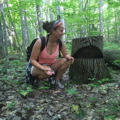 EmmComtois's profile picture. 