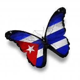 Orgullosamente cubana. Funcionaria del Ministerio de Relaciones Exteriores de Cuba.