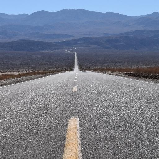 Bridging the gap between an Earth Science degree and a successful career as a professional Geoscientist: tweeting careers advice, industry news & useful links!