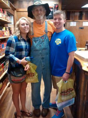 YounggFavoritee's profile picture. I am in a relationship withh the most beautiful girl in the world and her name is Lexii Rochelle❤️❤️ i am soo blessed and lucky to have her