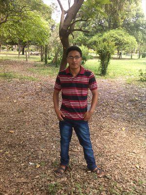 DevendraGariya's profile picture. men in form