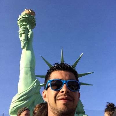 ¡Amante de la música, las series, películas y anime! Convoyente #FanFromHell @convoynetwork Teto, Nerd, Otaku, Ñoño Sigo siendo un niño