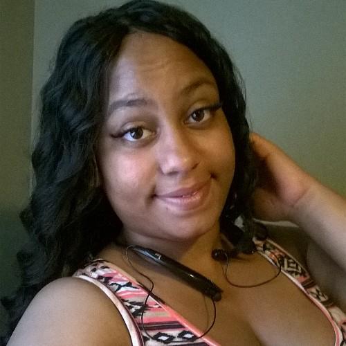 Bundles_OfLove's profile picture. 