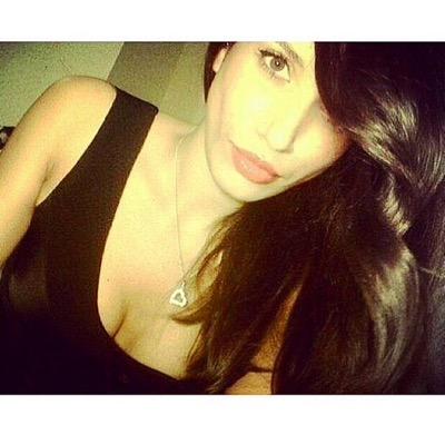 xo_suraiya's profile picture. 