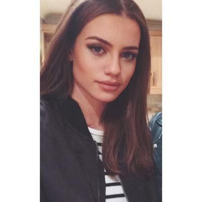 rubyrpgwat's profile picture. boy i do this often