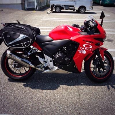 中型免許取得中ですヽ(ﾟ∀ﾟ)ﾉ CBR400Rを買う予定です！カスタムもしたいと思ってます！みんなの刺激うけてバイクをもっと好きになりまたいです(ﾟ∀ﾟ)