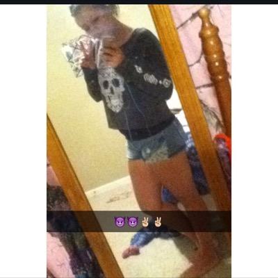 kmmadox1's profile picture. living life full of happiness not regrets❤️