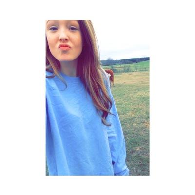 TheyCallMeBabyJ✨.