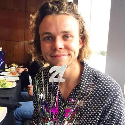 dm us pictures of 21 year old ashton (fan pictures as well!!)