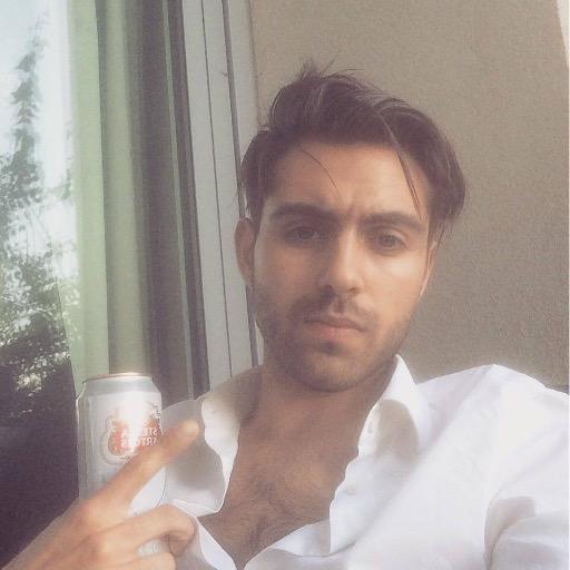 jakecallaghan_'s profile picture. Oriel College, Oxford Uni. AKA Lethal Skittle. captain and worst player of the sparkle motion bowling team