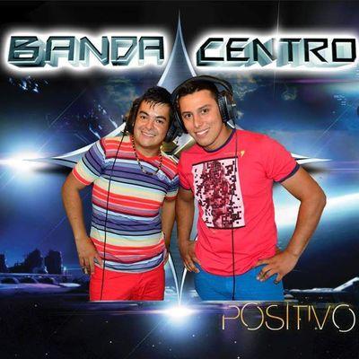 Es una banda Argentina de 10 músicos que fusiona Cuarteto con Tecno. (011)1537734194
contactobandacentro@gmail.com https://t.co/CWHyvZPtQN