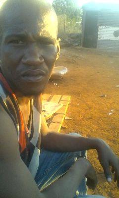 LewisaTebogo's profile picture. 