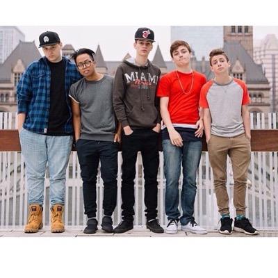 are you looking for 5quad wallpaper? well you're welcome cause here they are!! I post wallpapers everyday! any requests? dms always open!