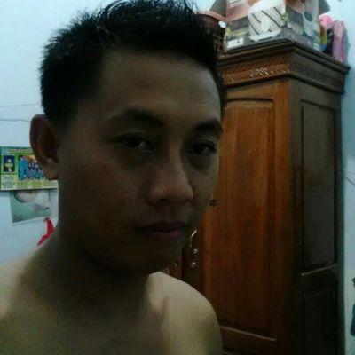 imamnahrowi58's profile picture. 