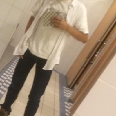 yutoy1221's profile picture. 相互フォロー支援アカウントです。フォロワーを増やしたい方は、このアカウントをフォローし、このアカウントのフォロワーをフォローして下さい！ #followmejp #sougofollow      @murder58713123