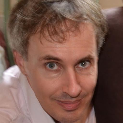 Developer interested in functional programming, Kotlin, Scala, Typescript, reactive programming, Rx. And singing.
find me on bsky