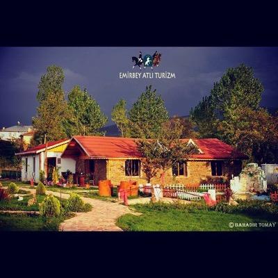 dadayemirbey's profile picture. Emirbey Atlı Turizm & Doğal Yaşam Köyü    Davet doğadan ağırlaması Emirbeyden..
https://t.co/y46KzIaUOp