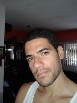 Venezolano, Publicista,
Amante del habito de pensar y de la justicia.
Buscador de la verdad.