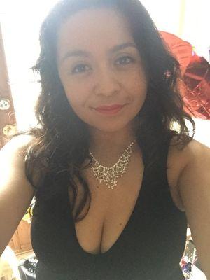 MrsPetalDance's profile picture. college freshman pokemon lover! 
obsessed with Animal Crossing!
Anniversary 12/07/12 @mrswordsdance