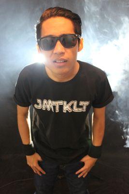 No Discrimination!
@Secondlinejpunk \m/