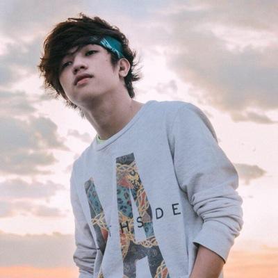 ILove @ranzkyle to Infinity and Beyond :) Will Support him FOREVER Ranzters :) 
RANZ Followed us 01/25/13
CHICSERIFIC SINCE 2012.