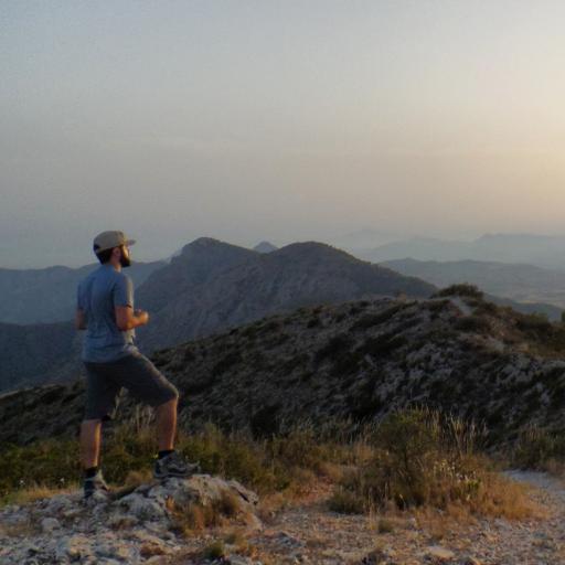 Autor de los libros «Sendas y Leyendas de Alicante» y «Rutas con historia por el entorno de Elche». https://t.co/4wH1BqBhXg