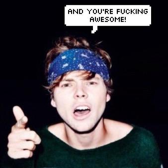 follow @alejandra_talam because she gave you a free follow xx