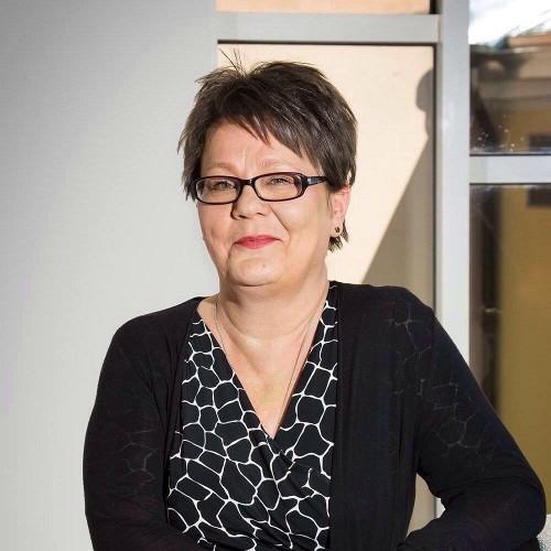 sarivapaavuori's profile picture. Kehitysjohtaja @Valli_ry @IkateknologiaK #ikädigi #ikäteknologia #digitalisaatio #järjestöjendigiverkosto