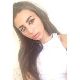 18yo. Paris. Va voir @SupremeFelix si tu veux des followers au lieu de me demander comment j'ai fait ✌️
