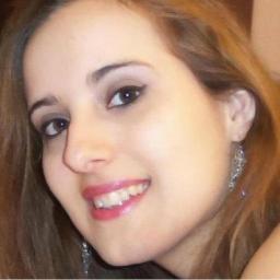 Scrittrice per la Newton Compton, editore della Butterfly Edizioni, lettrice compulsiva, blogger.