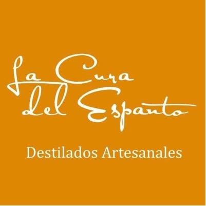 Tu paladar es tu mejor referencia, y decir “me gusta” tu mejor argumento. Mezcal 100% artesanal. contacto@lacuradelespanto.club