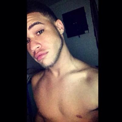 ZackWeise's profile picture. Snapchat: ZackWeise69, Kik: zackary_69 Lightskin Baseball ⚾️