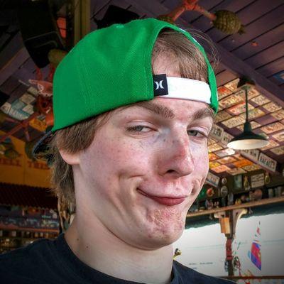 AlexYorkovich's profile picture. Literally never on here except when https://t.co/DXFDzzBcC4 posts things for me when I enter a giveaway.
