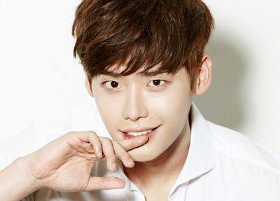 [18+] 1989 - Lee Jongsuk - Model and Actor - Followback? mention -  kurcaci - all i know is fuck