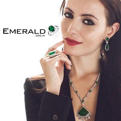 Shop Natural & Certified Emerald Gemstone @ https://t.co/xPsZJjiqc2,Each Gemstone is accompanied with Gem Authentication certificate.